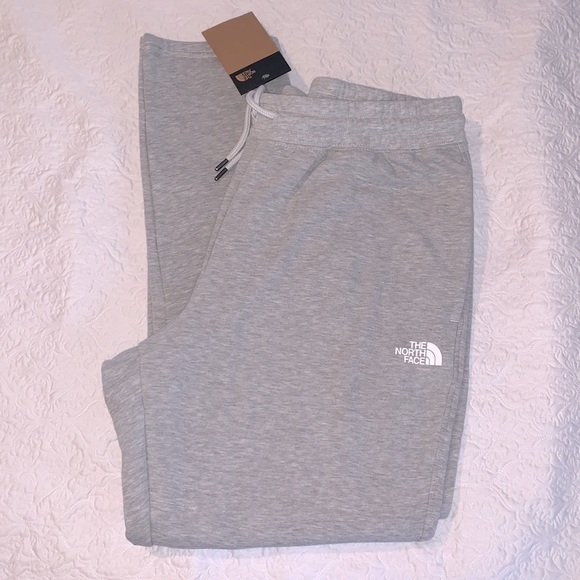 The north face Women’s Half Dome Crop Jogger - Picture 6 of 7